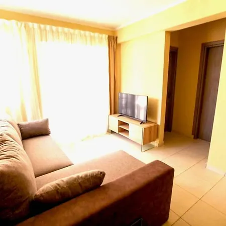Apartment Dixie, 2 Bedroom Apartment By The Beach *